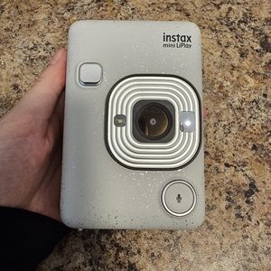 Instax Liplay